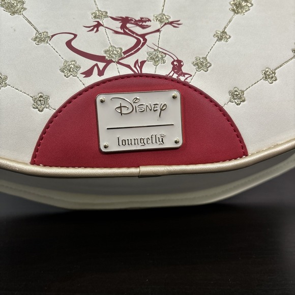 Disney Loungefly Mulan Fan Handbag Crossbody Bag Purse Bamboo *READ* - Picture 5 of 16